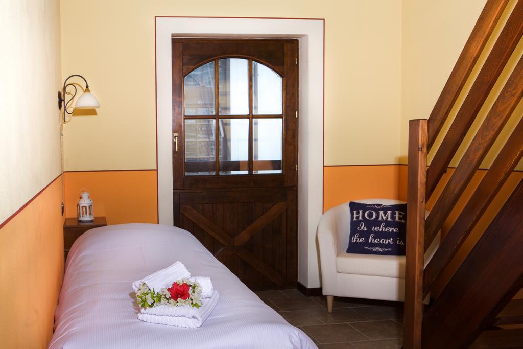 Monteoro Horse Village Ameno Exterior photo